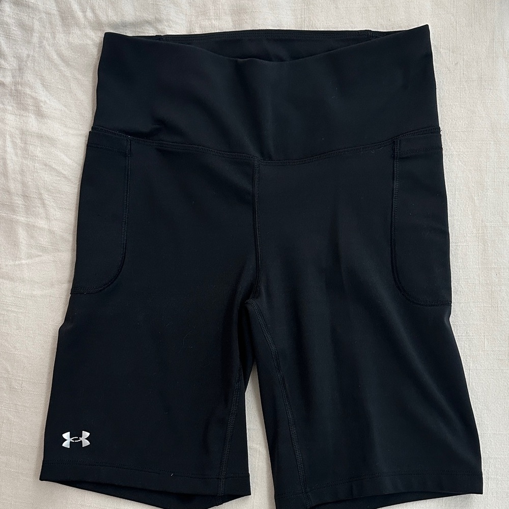Under Armour Women's Black Bike Shorts